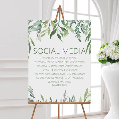Social Media Photos Wedding Sign - Greenery